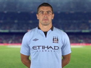 Aleksandar-Kolarov-Manchester-City-Player-Pro_2837746